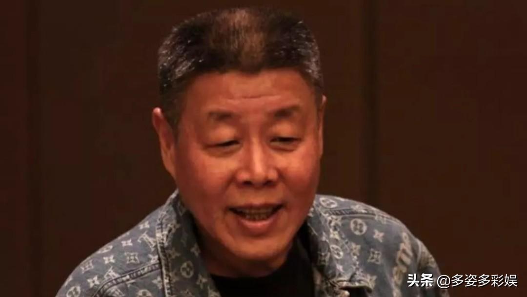 张若昀父亲被恢复执行3.5亿张若昀的父亲张健被恢复执行3.5亿的事情是指张健因为某些原因未能按时履行债务，被债权人申请强制执行，执行金额高达3.5亿。这一事件可能会对张若昀产生一定的影响，但具体情况还需要进一步了解和分析。