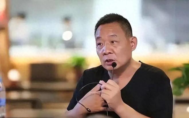 胖东来老板叫什么名字揭秘胖东来老板的真实姓名，探寻背后的故事