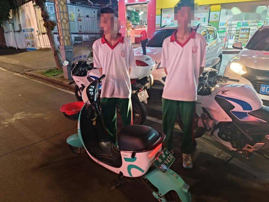 未成年人骑“四座”共享电车被约谈未成年人骑四座共享电车被约谈，安全意识的呼唤与责任担当